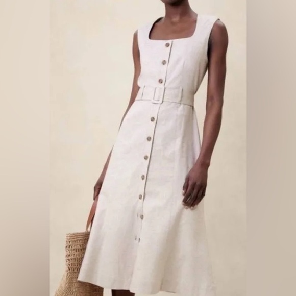 Banana Republic Dresses & Skirts - Banana Republic LINEN-BLEND BUTTON MIDI DRESS with Belt
